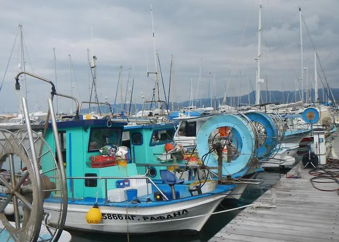 公寓 Penthouse Direkt Am Polis