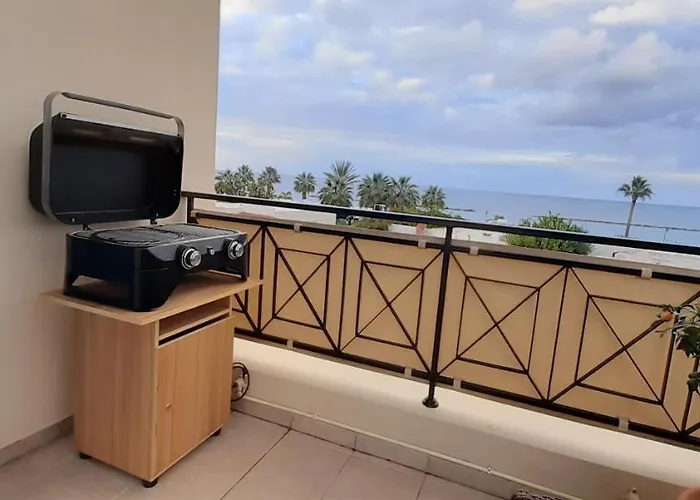 公寓 Penthouse Direkt Am Polis