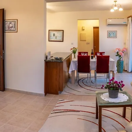 Penthouse Direkt Am * Polis