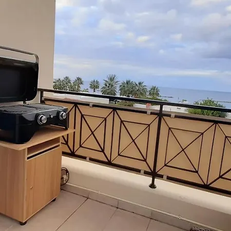 アパート Penthouse Direkt Am Polis