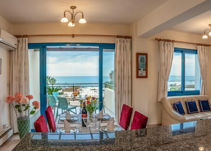 Penthouse Direkt Am Apartament Polis