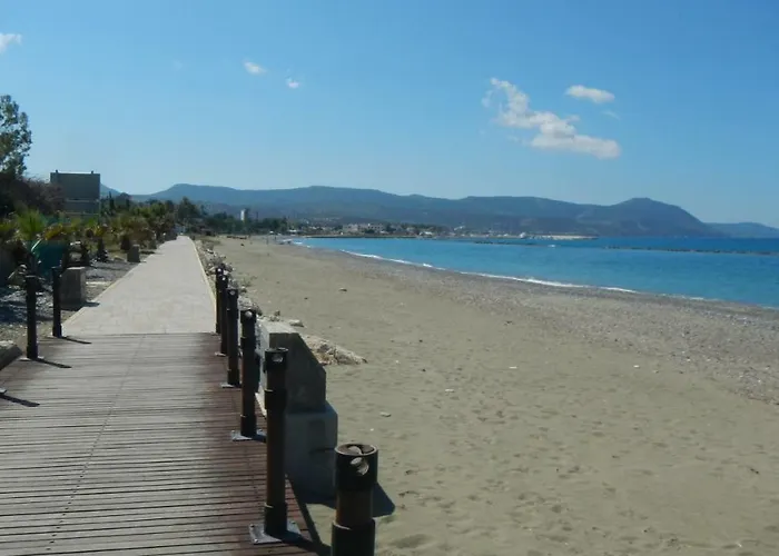 Penthouse Direkt Am Apartment Polis